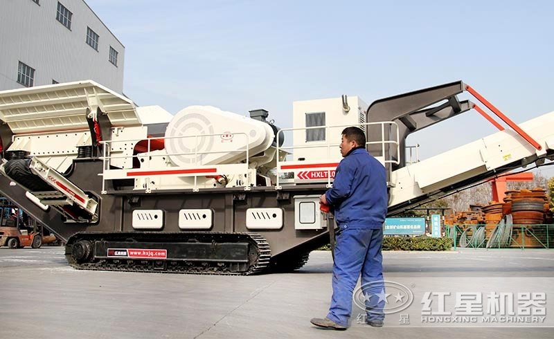 車載移動(dòng)砸石頭機(jī)遙控作業(yè)，占地小，直達(dá)現(xiàn)場(chǎng)