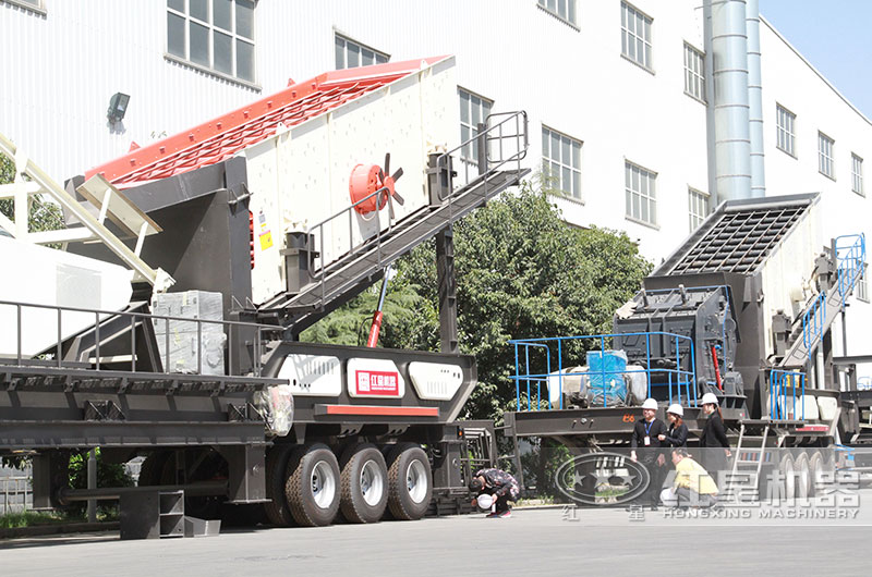 移動(dòng)混凝土塊破碎機(jī)廠家，多款機(jī)型提供